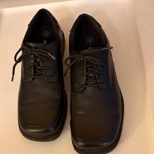 Smart Fit Classic Black Boys  Shoes Size 4